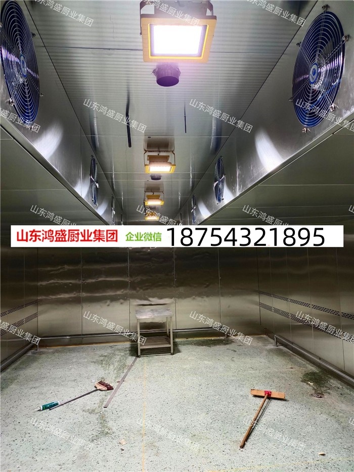 大型醒發(fā)房，大型醒發(fā)室安裝現(xiàn)場(chǎng)，全自動(dòng)不銹鋼聚氨酯醒發(fā)房，大型饅頭包子醒發(fā)箱
